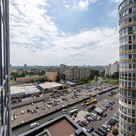 Fashionable Apartments. Smartplaza Metro Minskaya. Obolon 基輔 外观 照片