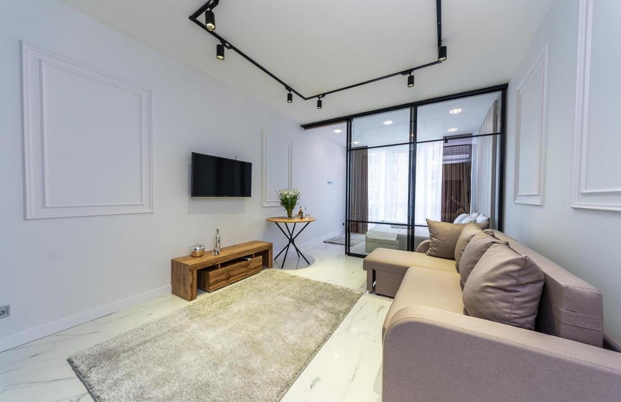 Fashionable Apartments. Smartplaza Metro Minskaya. Obolon 基輔 外观 照片