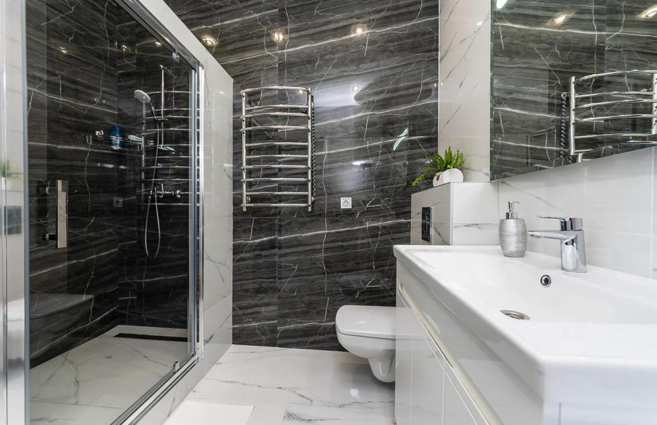 Fashionable Apartments. Smartplaza Metro Minskaya. Obolon 基輔 外观 照片