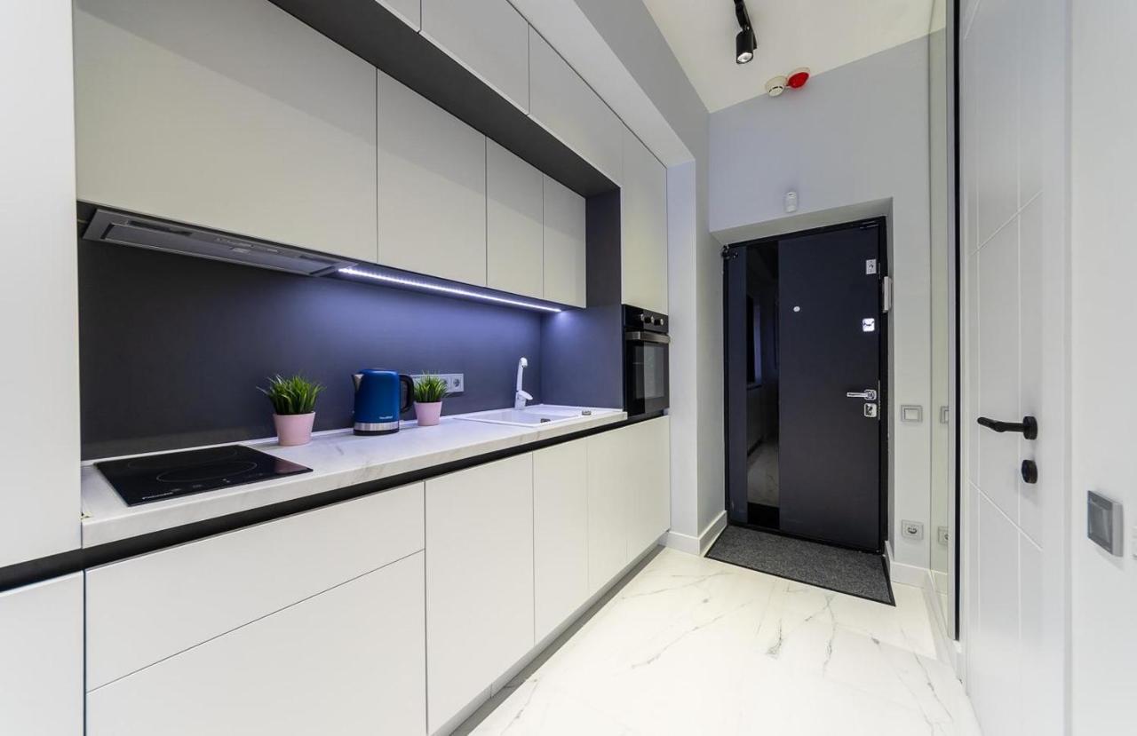 Fashionable Apartments. Smartplaza Metro Minskaya. Obolon 基輔 外观 照片