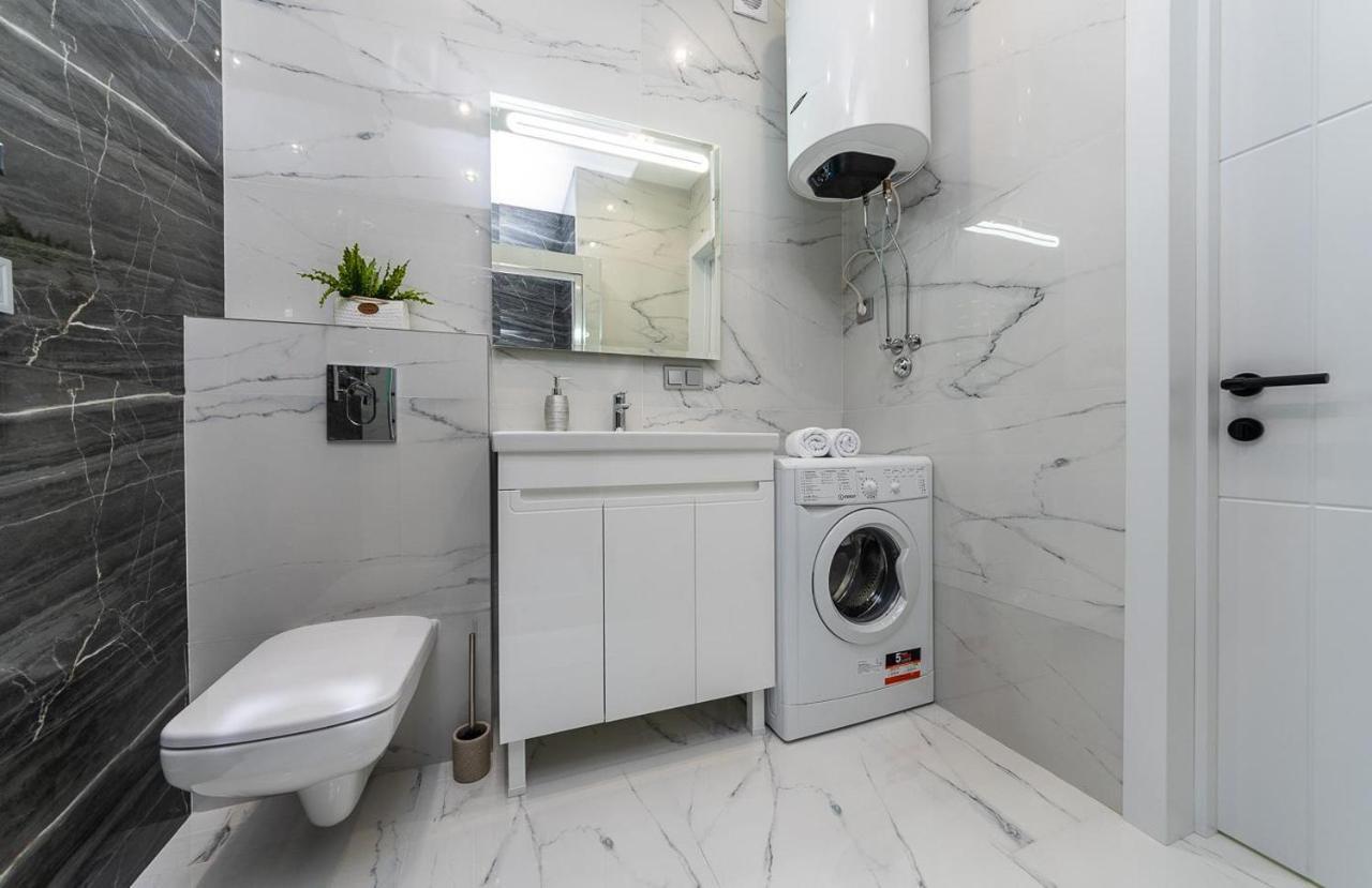 Fashionable Apartments. Smartplaza Metro Minskaya. Obolon 基輔 外观 照片