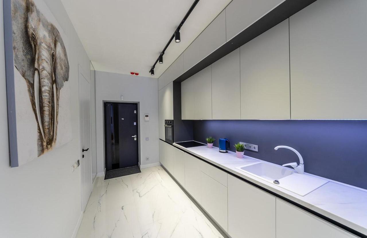Fashionable Apartments. Smartplaza Metro Minskaya. Obolon 基輔 外观 照片